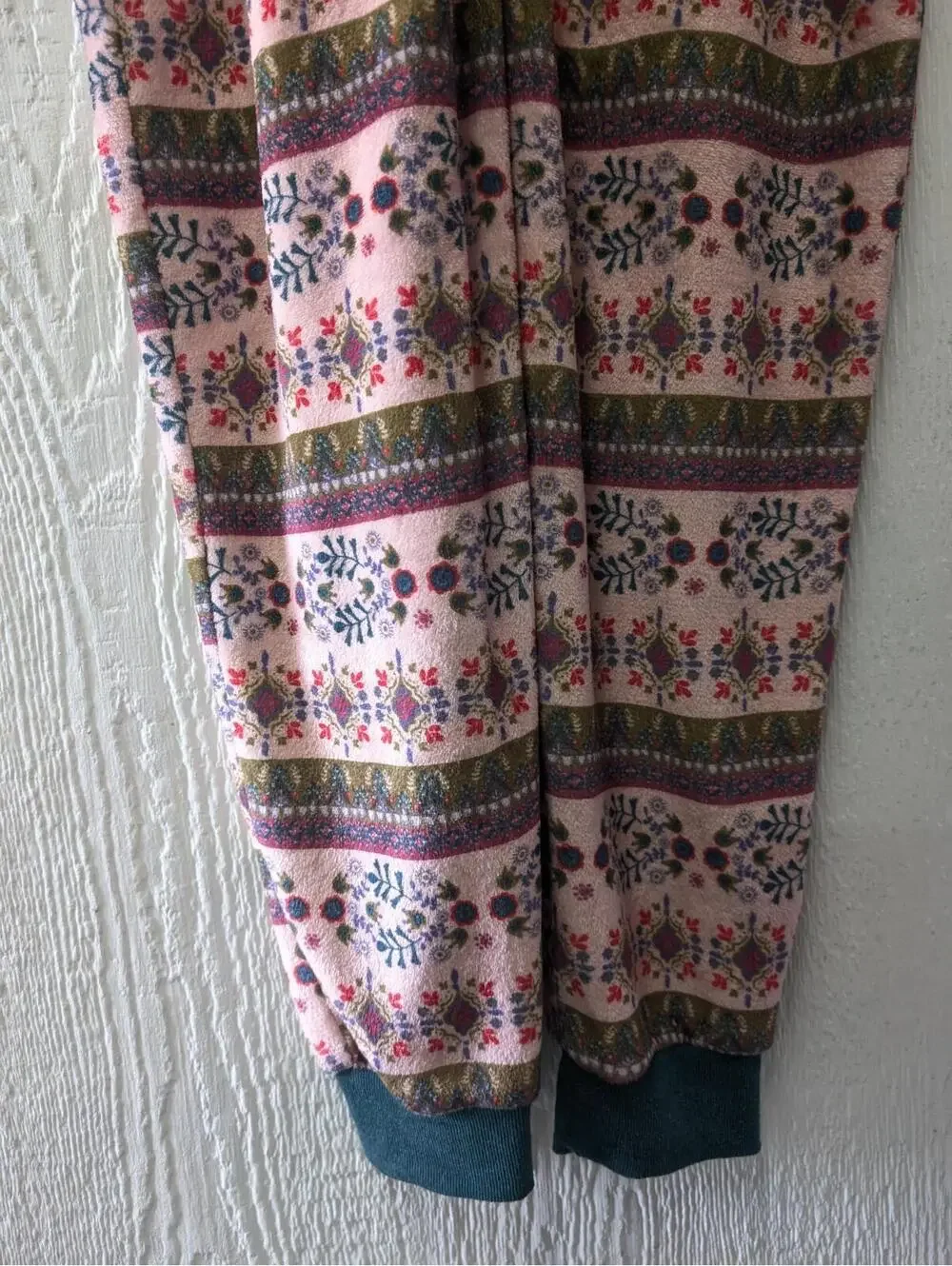 Natural Life One Piece Fleece Blanket Jumpsuit Pajamas Fair Isle Floral Medium